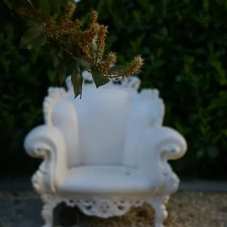 Onder De Linde Готель типу 