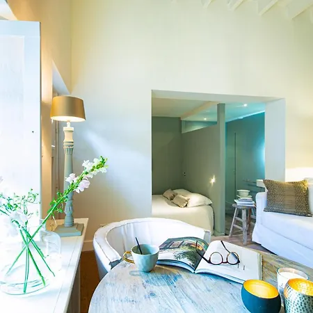 Onder De Linde Отель типа 